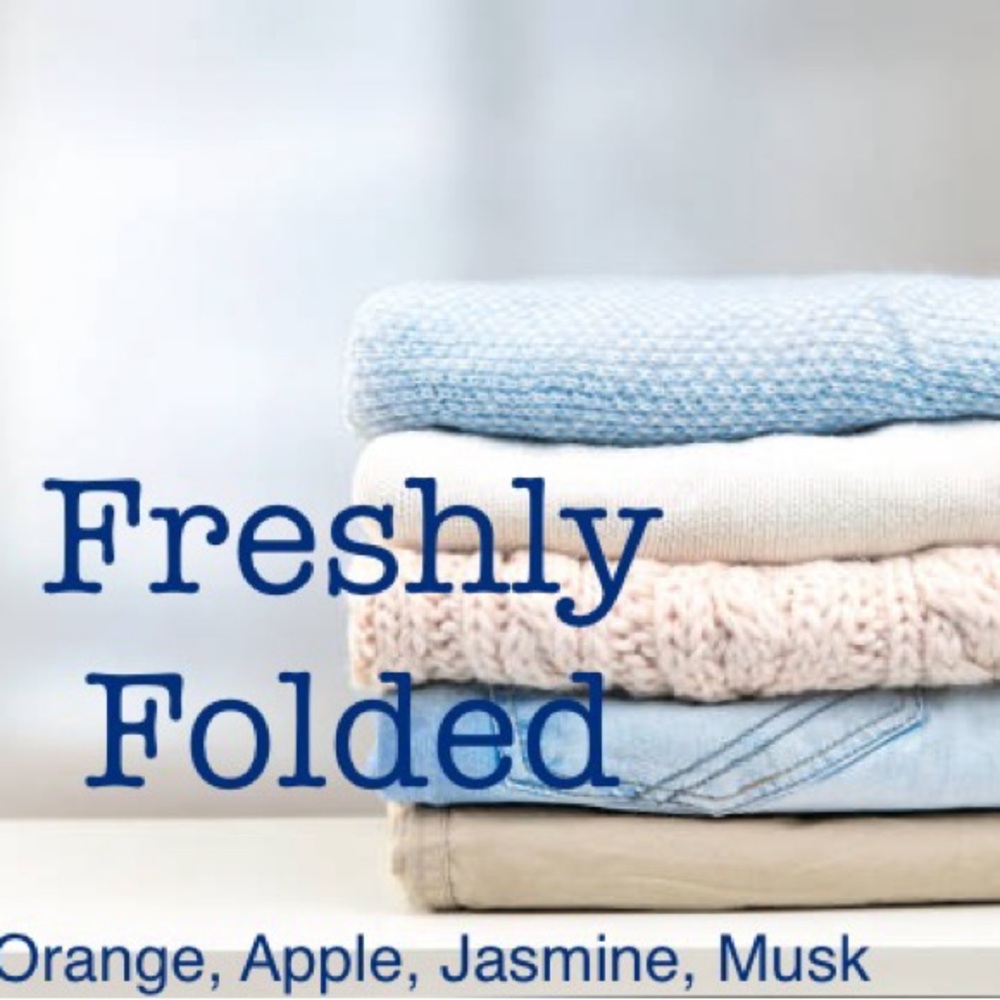 Car air freshener oil diffuser “Freshly Folded”
